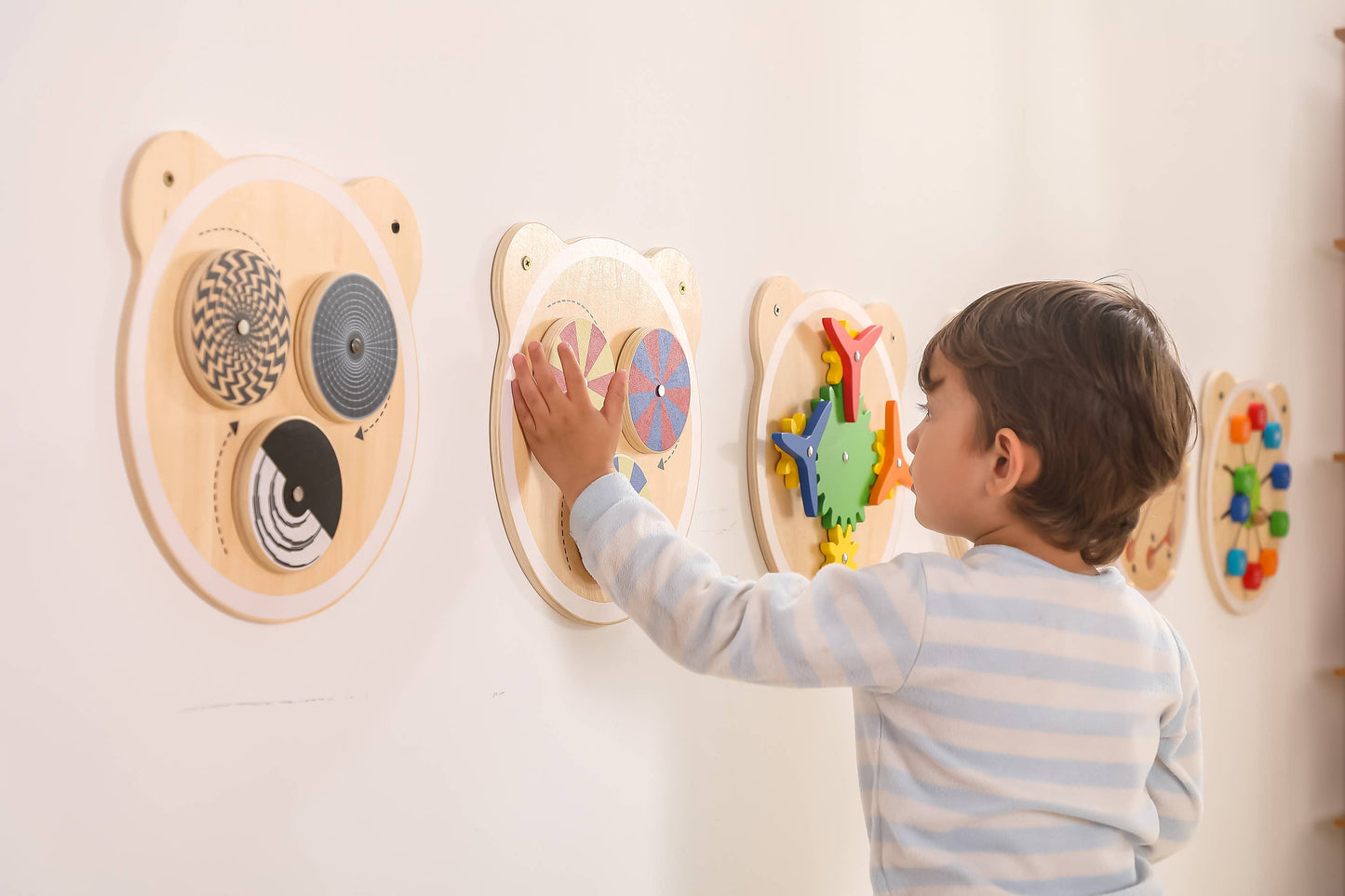 Viga 5 Piece Wall Toy